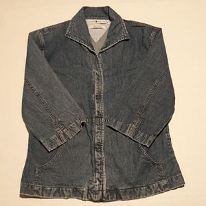 ⬇️$12 Vintage Tommy Hilfiger denim jacket sz 6